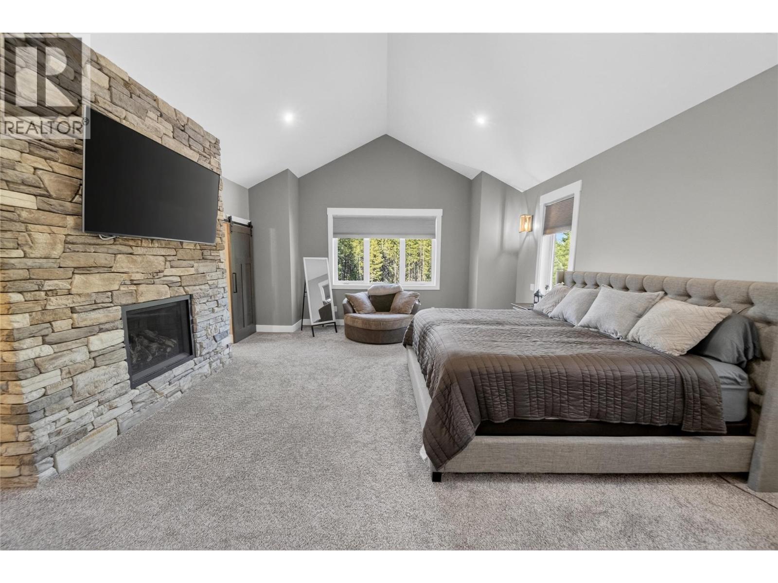 1461 Mcdonald Road, Cranbrook, British Columbia  V1C 6V9 - Photo 4 - 10387344