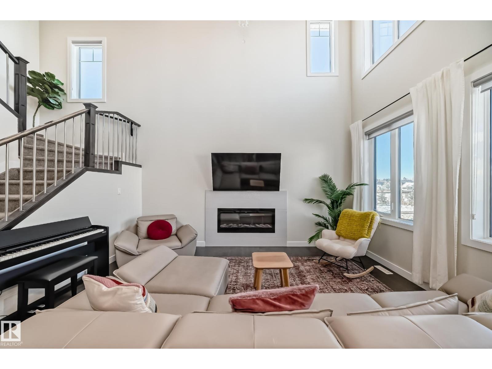 3716 46 AV, beaumont, Alberta