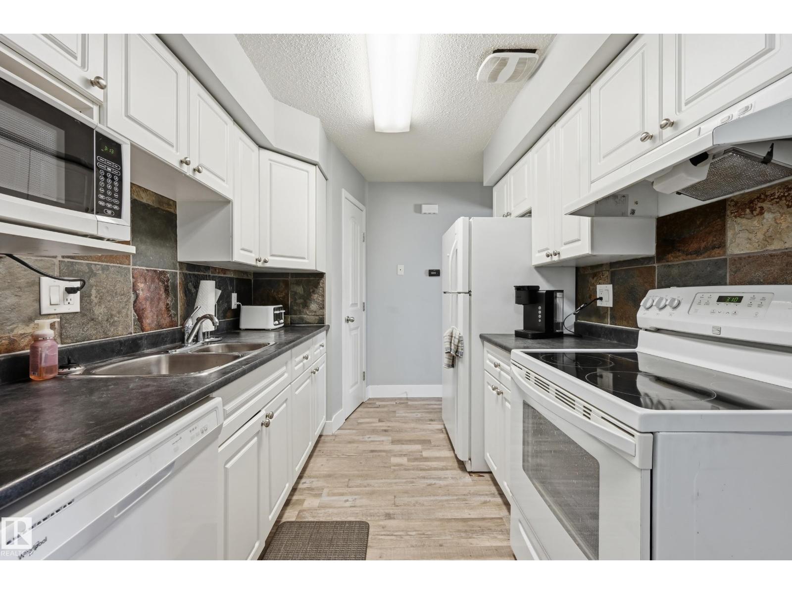 #9 8020 141 Av Nw, Edmonton, Alberta  T5C 2N9 - Photo 11 - E4487642