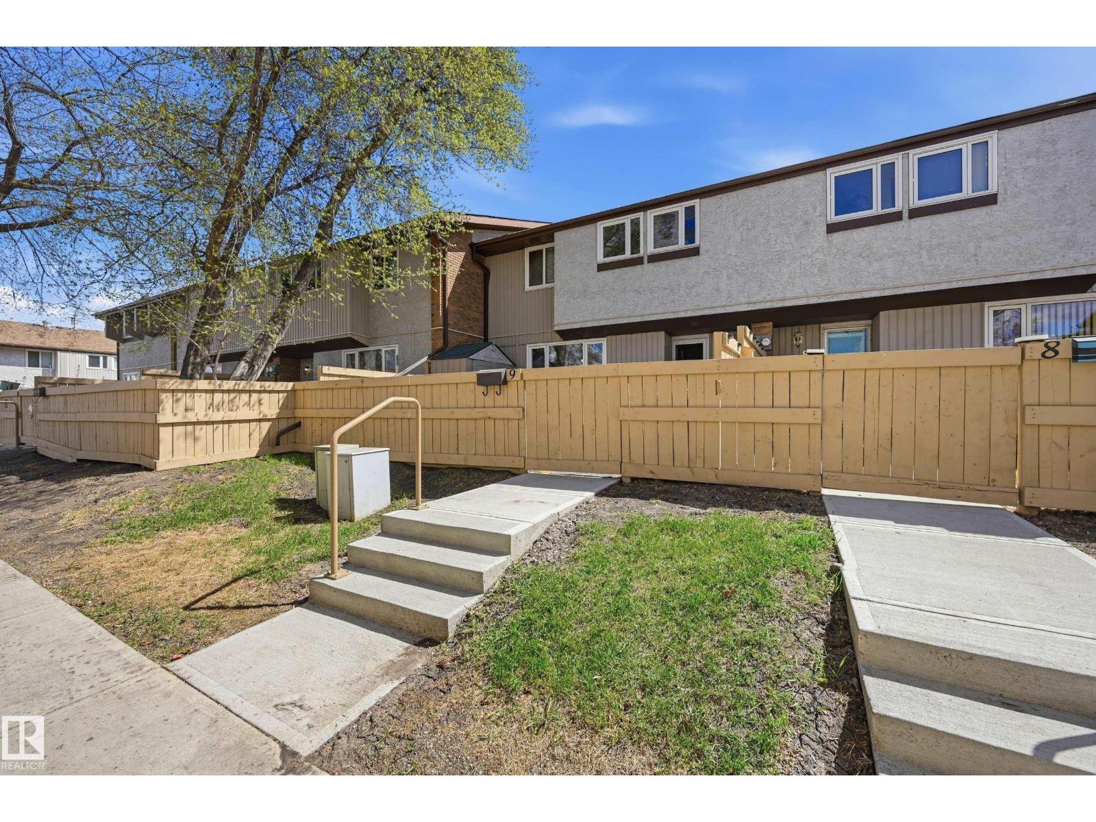 #9 8020 141 Av Nw, Edmonton, Alberta  T5C 2N9 - Photo 2 - E4487642
