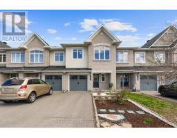 107 MANCINI WAY, Ottawa, Ontario