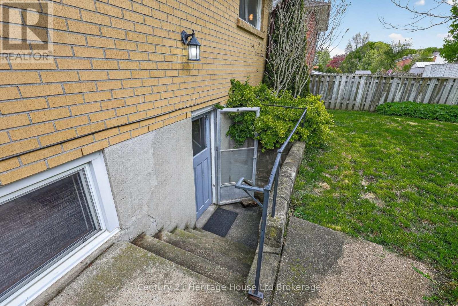 1004 Nesbitt Crescent, Woodstock, Ontario  N4S 7P1 - Photo 28 - X13127786
