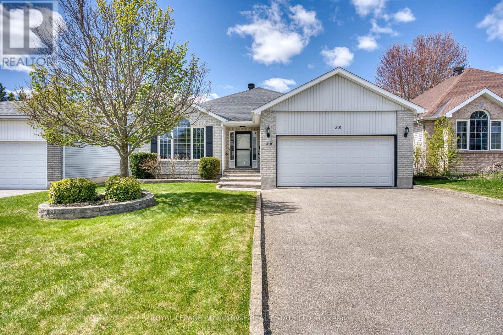 58 DECARIA BOULEVARD, Perth, Ontario