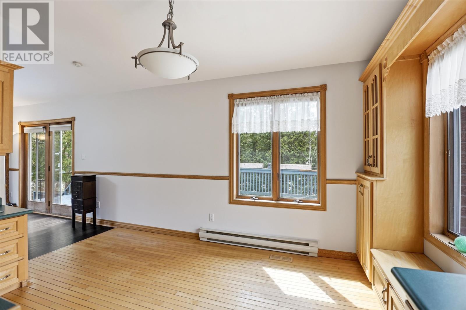 3804 Hamilton Dr, Hilton Beach, Ontario  P0R 1G0 - Photo 13 - SM260341