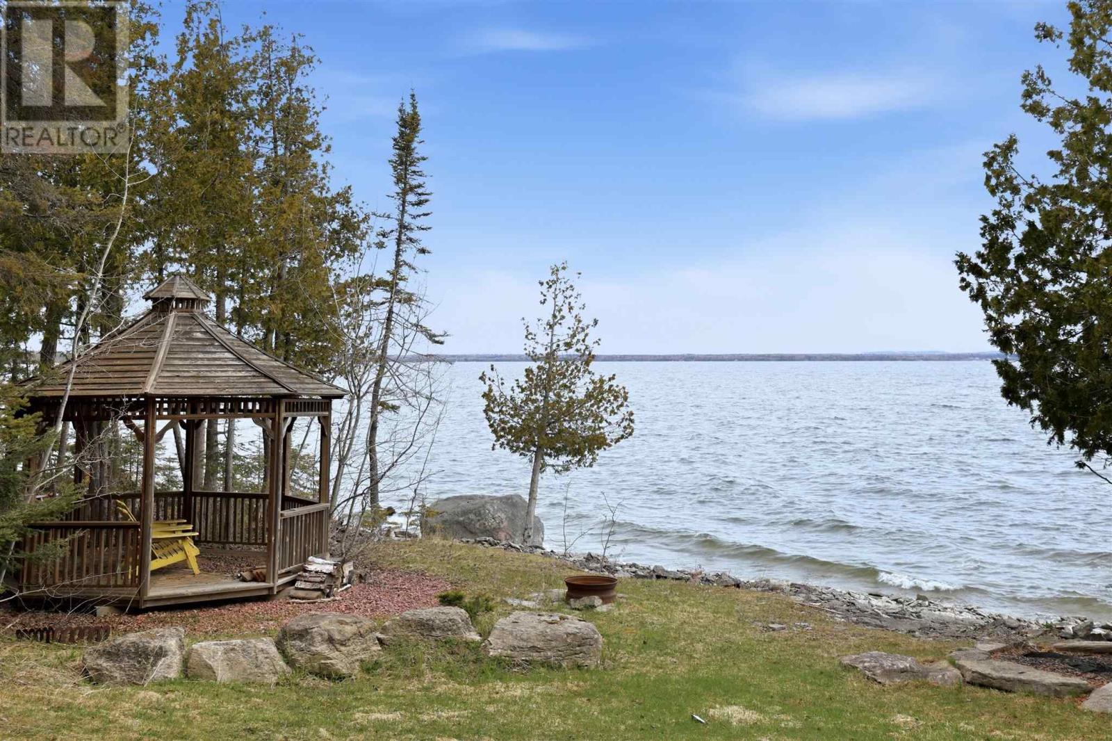 3804 Hamilton Dr, Hilton Beach, Ontario  P0R 1G0 - Photo 5 - SM260341