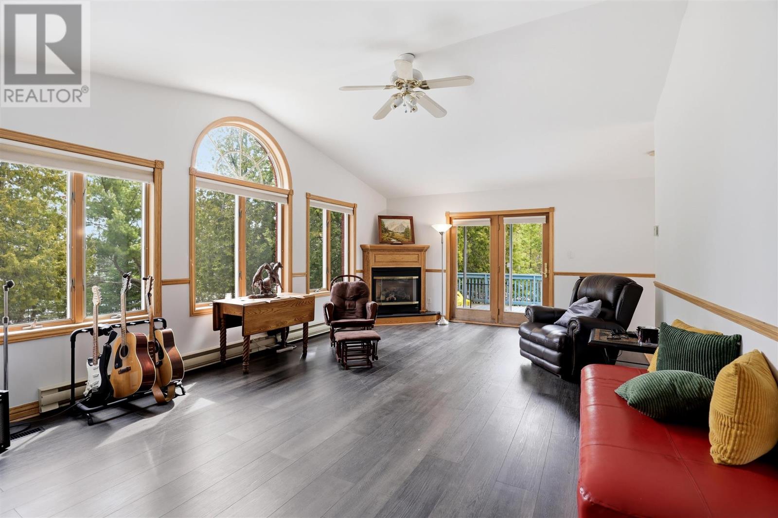 3804 Hamilton Dr, Hilton Beach, Ontario  P0R 1G0 - Photo 9 - SM260341