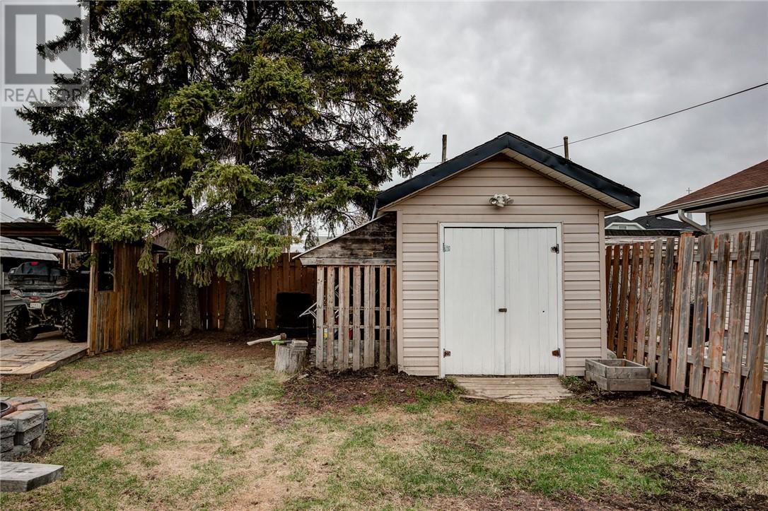 17 Coulson Street, Capreol, Ontario  p0m 1h0 - Photo 38 - 2127340