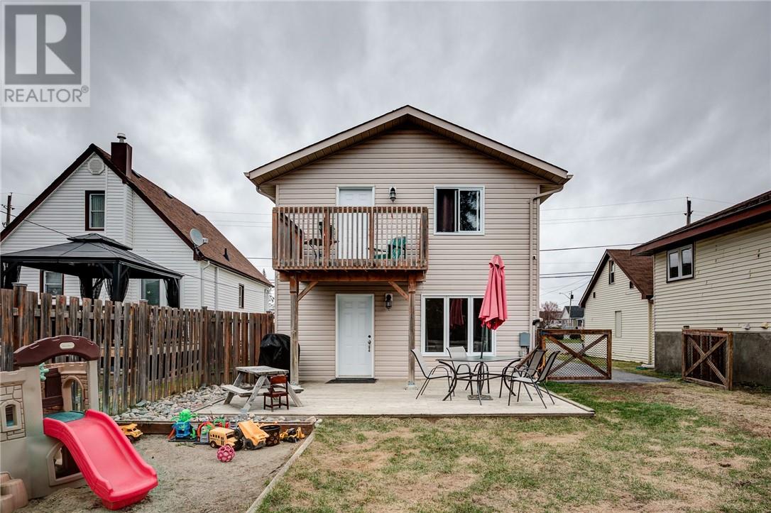 17 Coulson Street, Capreol, Ontario  p0m 1h0 - Photo 37 - 2127340