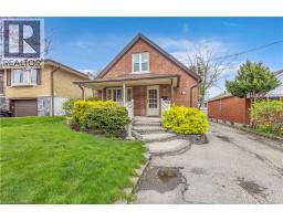 18 SOUTH Drive, Kitchener, Ontario