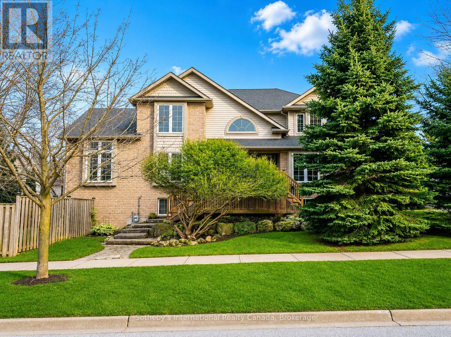 23 CONNOR AVENUE, Collingwood, Ontario