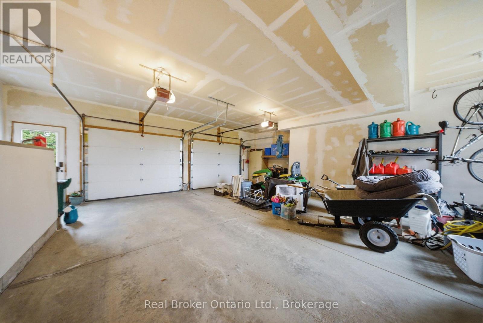 4760 Nassagaweya-Puslinch Townline, Puslinch, Ontario  N0B 2J0 - Photo 34 - X12899650
