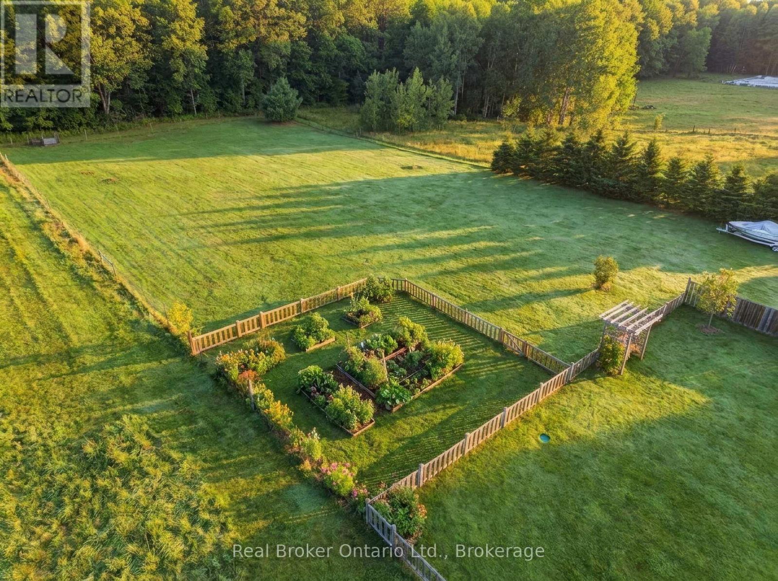 4760 Nassagaweya-Puslinch Townline, Puslinch, Ontario  N0B 2J0 - Photo 46 - X12899650