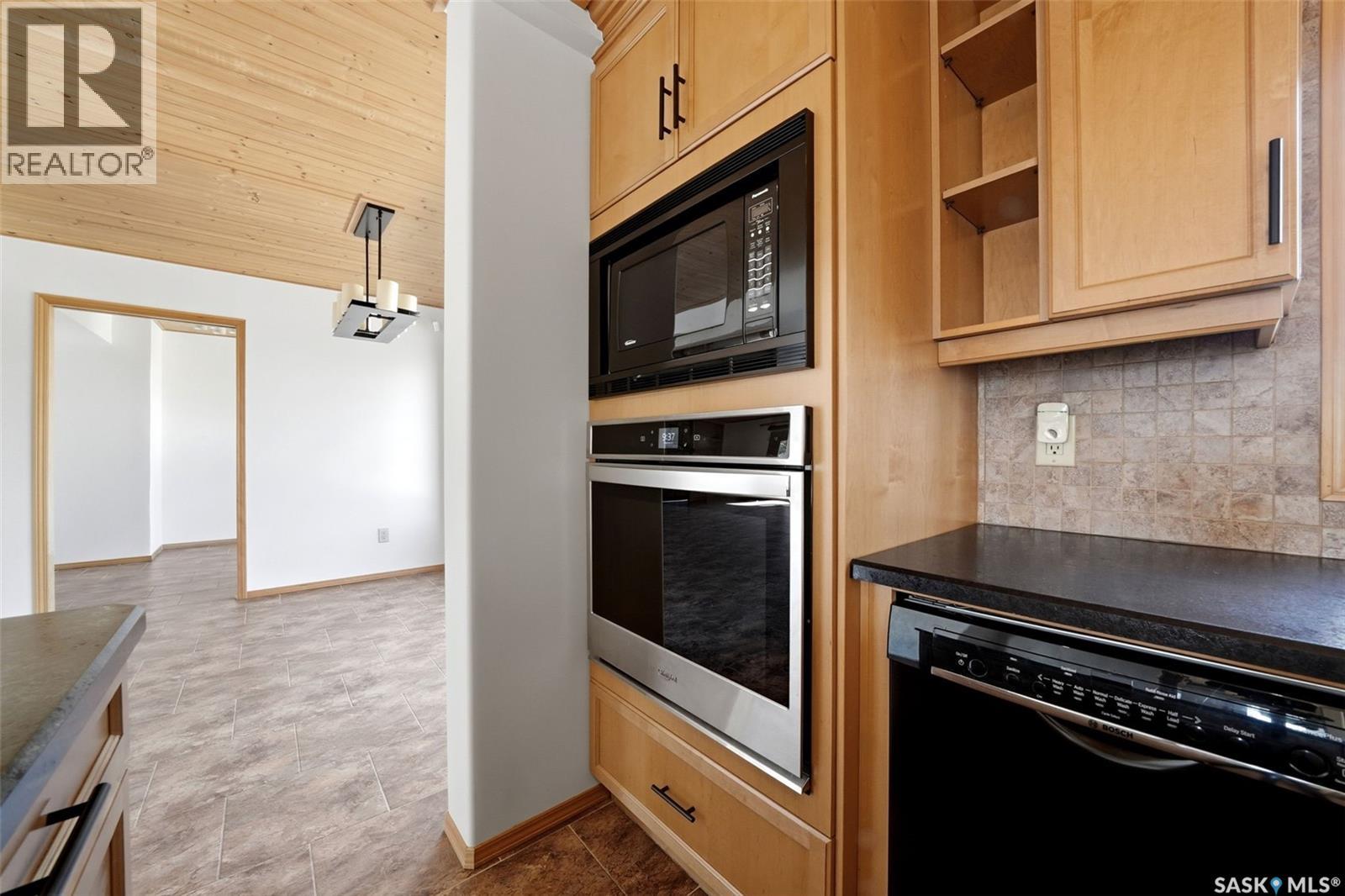 4 Bannister Avenue, Regina, Saskatchewan  S4R 5K9 - Photo 16 - SK035945
