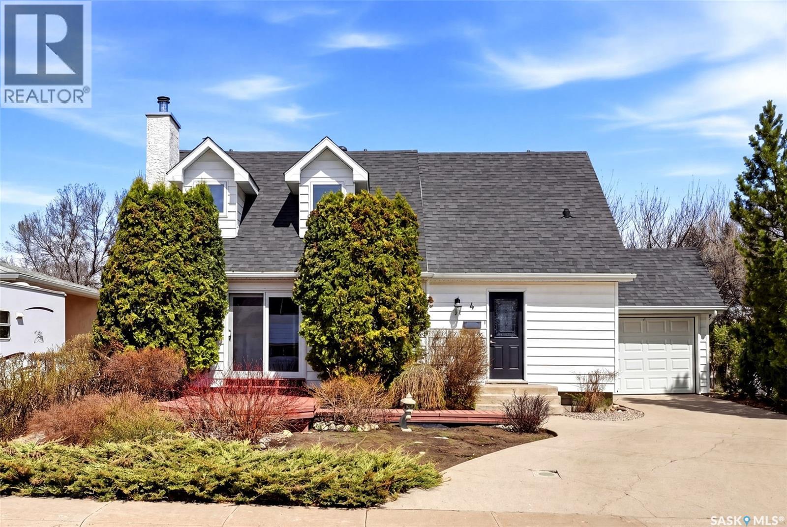 4 Bannister Avenue, Regina, Saskatchewan  S4R 5K9 - Photo 2 - SK035945