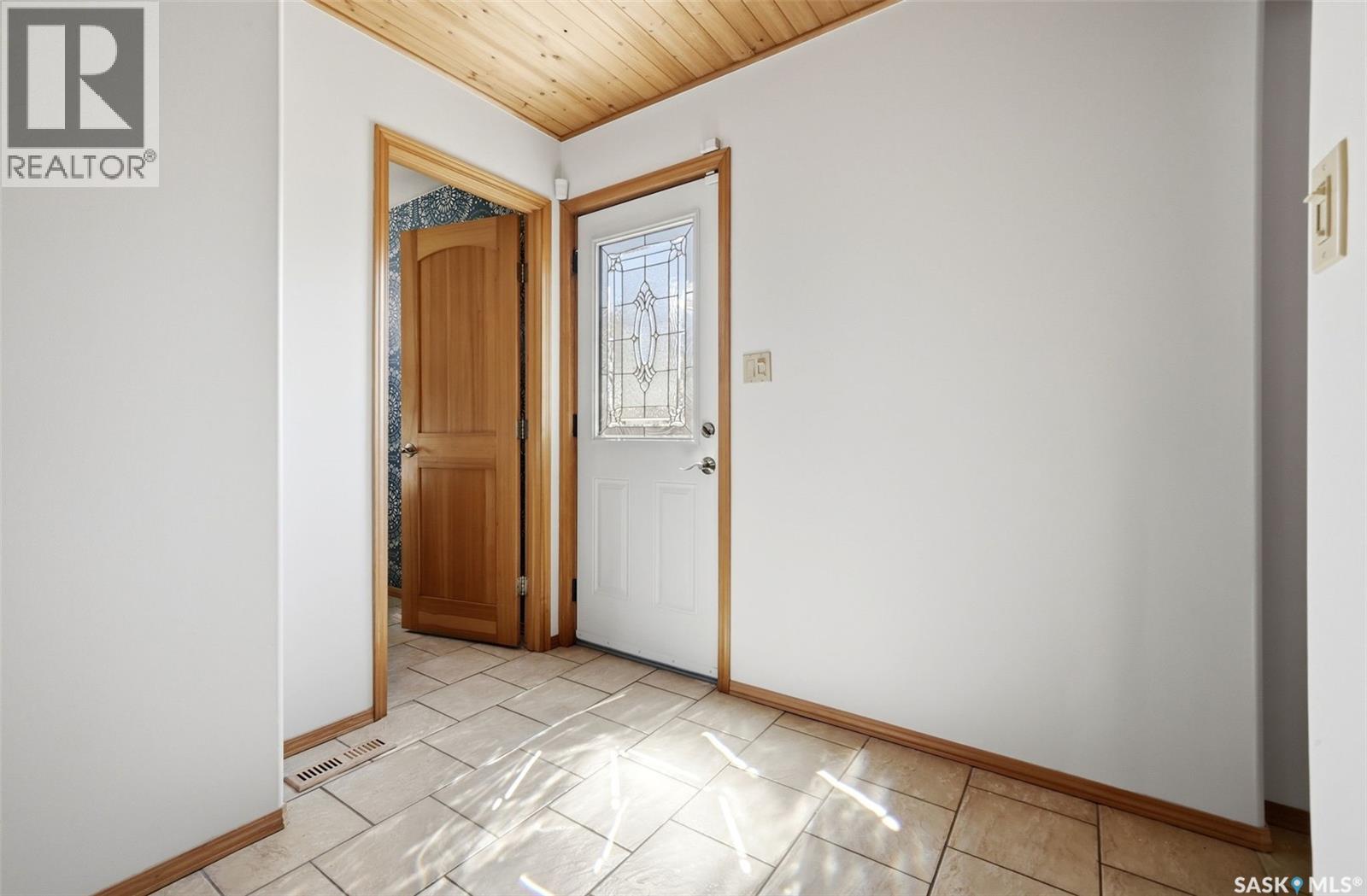 4 Bannister Avenue, Regina, Saskatchewan  S4R 5K9 - Photo 6 - SK035945