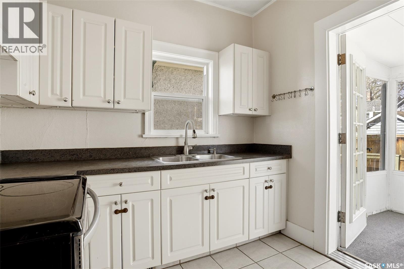2336 Winnipeg Street, Regina, Saskatchewan  S4P 1H3 - Photo 16 - SK035929