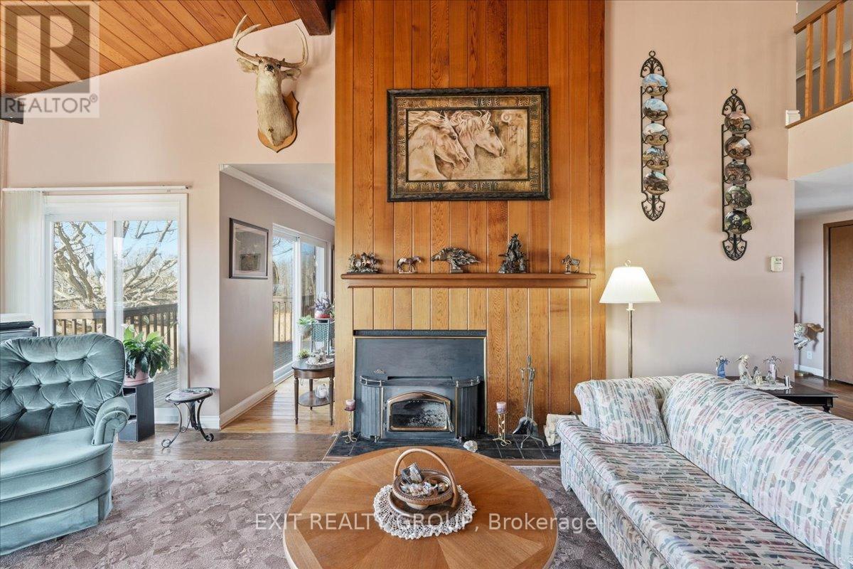 401 Hearns Road, Quinte West, Ontario  K0K 2C0 - Photo 11 - X12982918