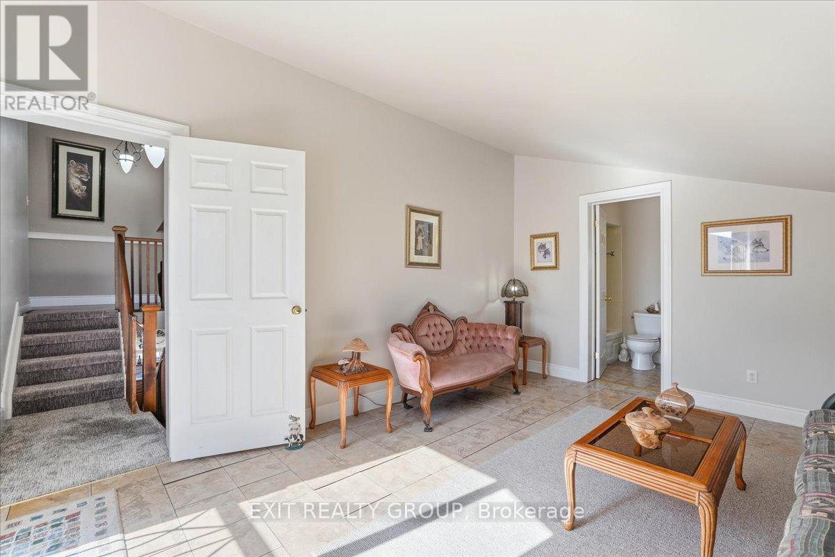 401 Hearns Road, Quinte West, Ontario  K0K 2C0 - Photo 17 - X12982918