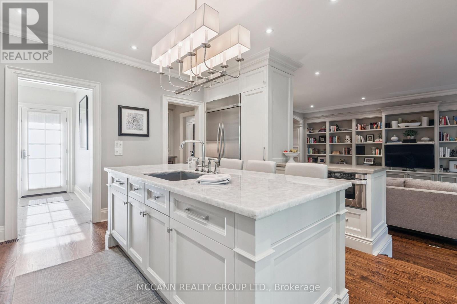 45 Lascelles Boulevard, Toronto, Ontario  M5P 2C9 - Photo 11 - C13127754