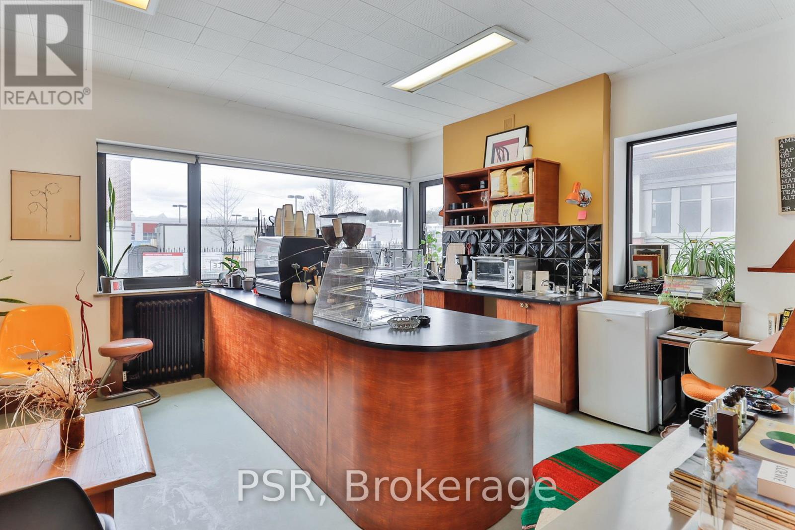 1 - 1211 Bathurst Street, Toronto, Ontario  M5R 3H3 - Photo 14 - C13127870