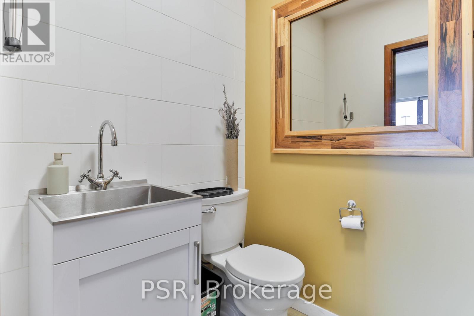 1 - 1211 Bathurst Street, Toronto, Ontario  M5R 3H3 - Photo 19 - C13127870