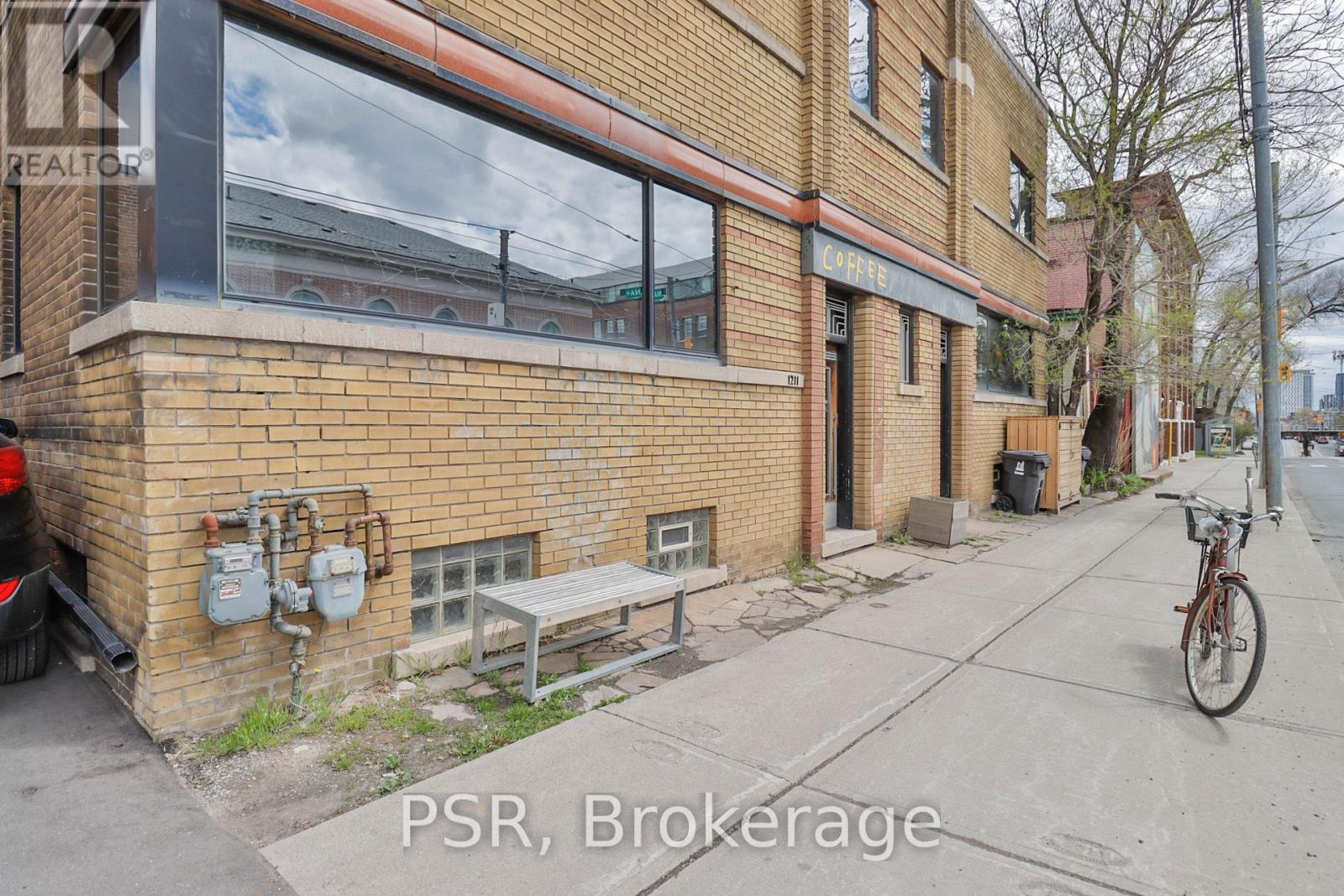 1 - 1211 Bathurst Street, Toronto, Ontario  M5R 3H3 - Photo 2 - C13127870
