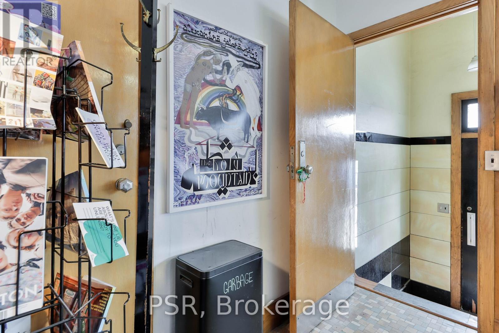 1 - 1211 Bathurst Street, Toronto, Ontario  M5R 3H3 - Photo 6 - C13127870