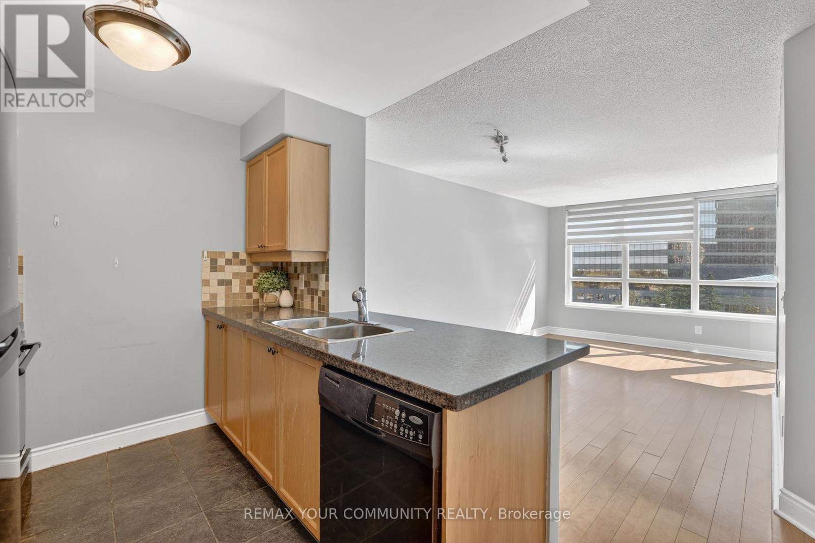 622 - 25 Greenview Avenue, Toronto, Ontario  M2M 0A5 - Photo 6 - C13127928