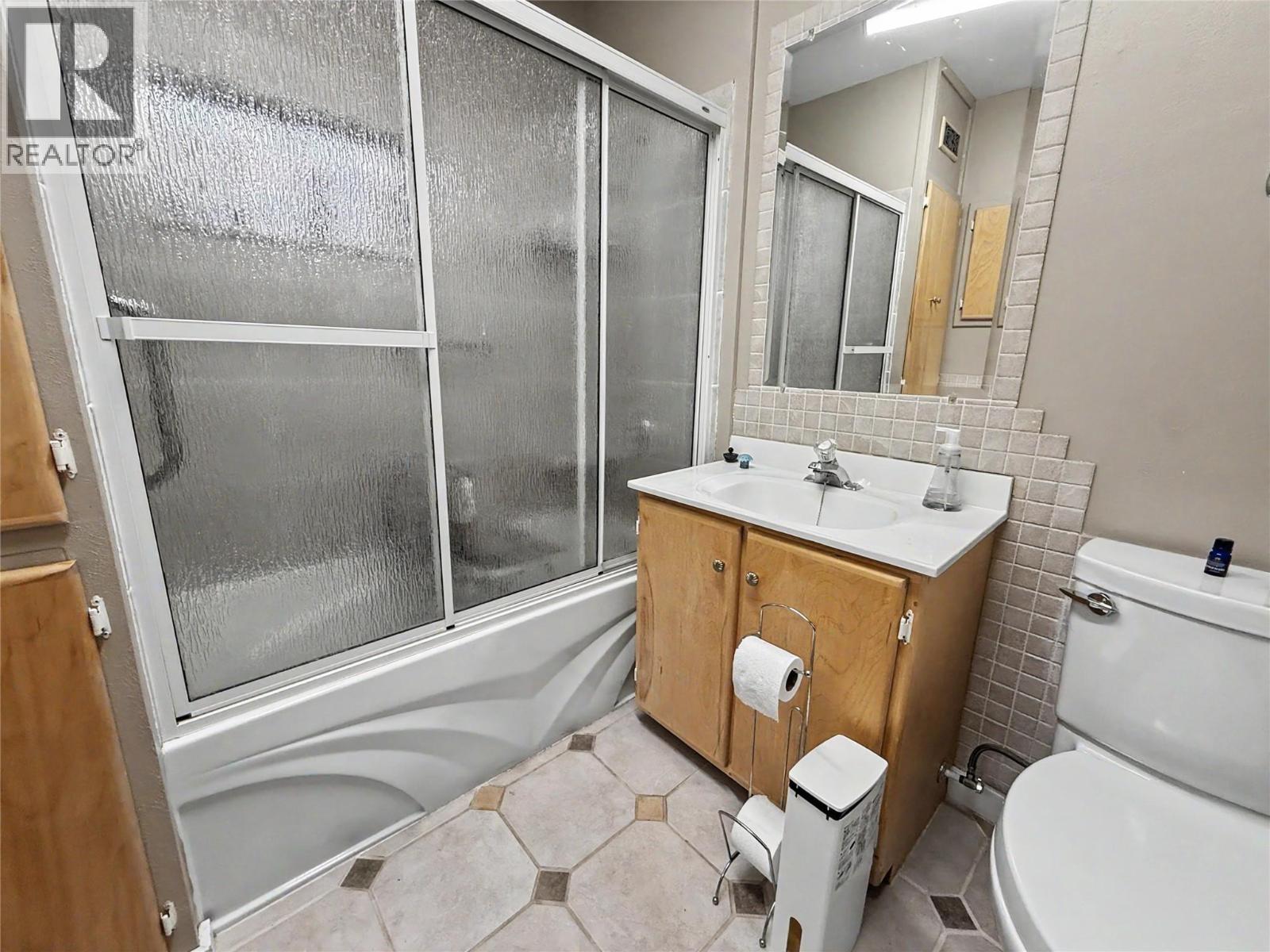 7324 10th Street, Grand Forks, British Columbia  V0H 1H0 - Photo 7 - 10387440