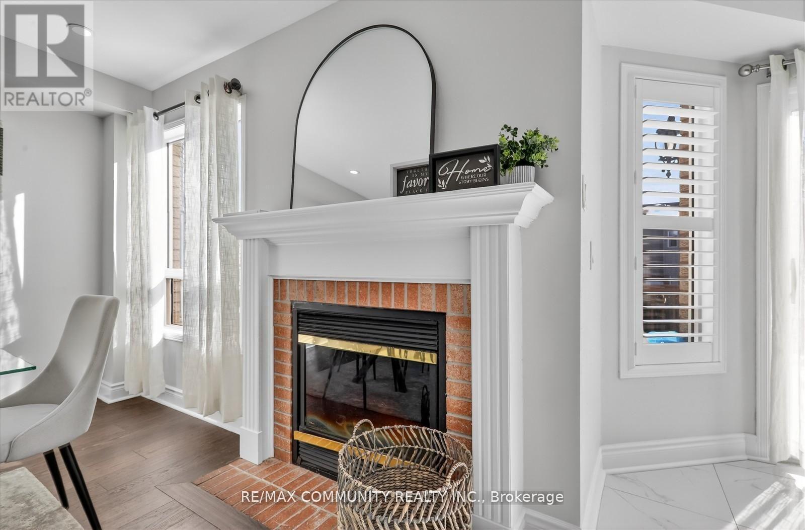 27 Merchant Avenue, Whitby, Ontario  L1P 1S2 - Photo 14 - E13127810