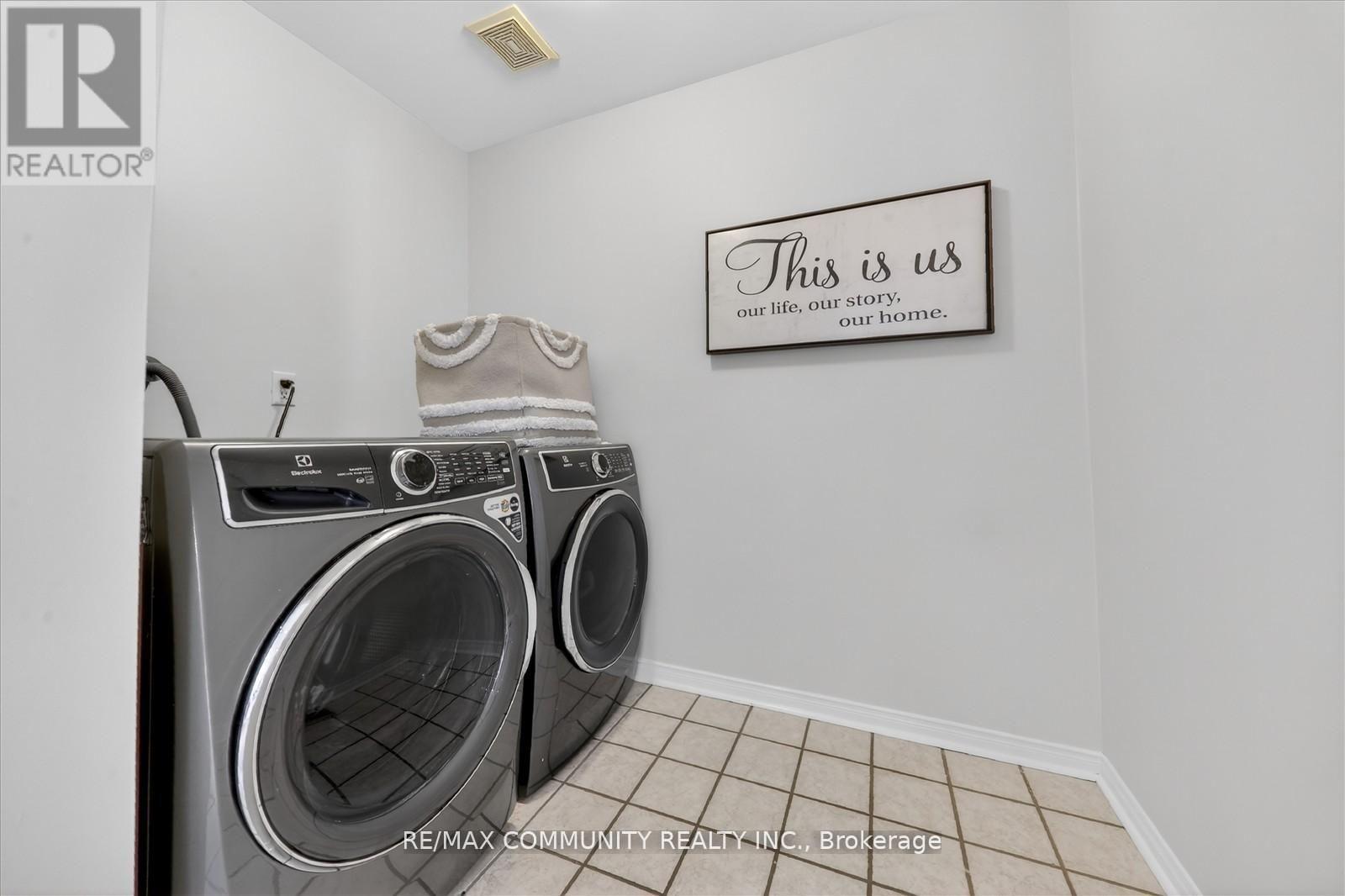 27 Merchant Avenue, Whitby, Ontario  L1P 1S2 - Photo 23 - E13127810