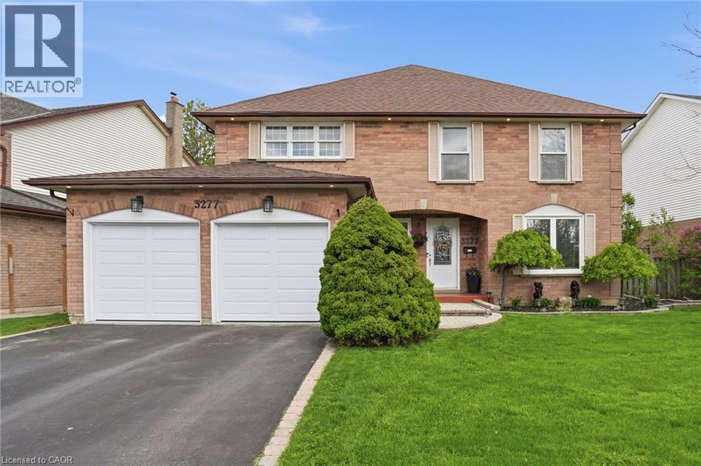 3277 FOLKWAY Drive, Burlington, Ontario