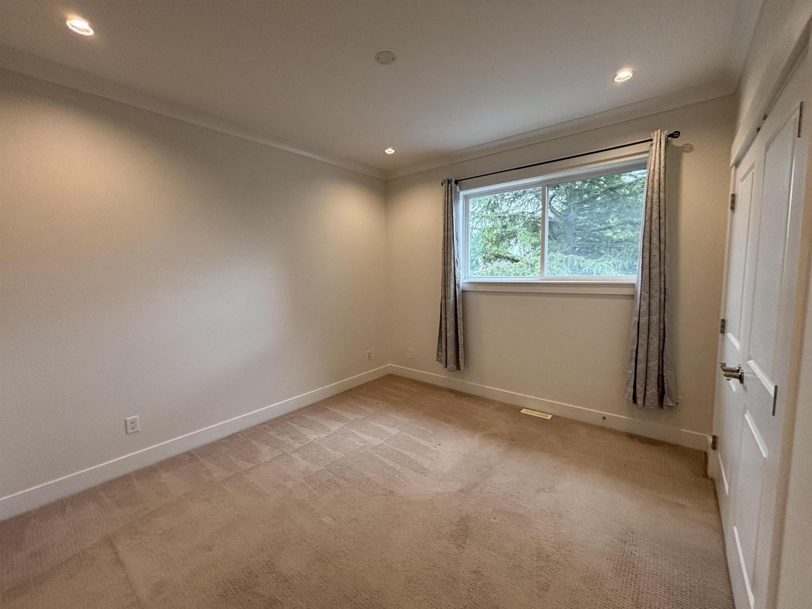 14093 19a Avenue, Surrey, British Columbia  V4A 7P4 - Photo 12 - R3123059
