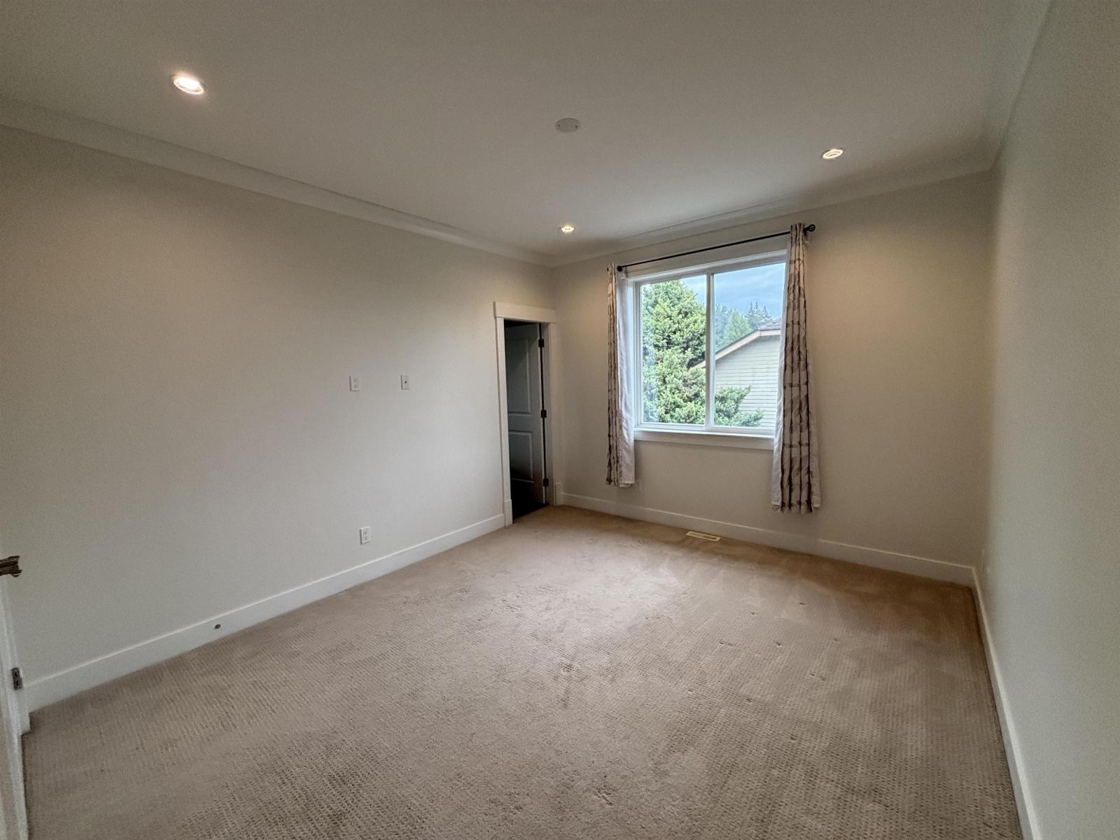 14093 19a Avenue, Surrey, British Columbia  V4A 7P4 - Photo 13 - R3123059