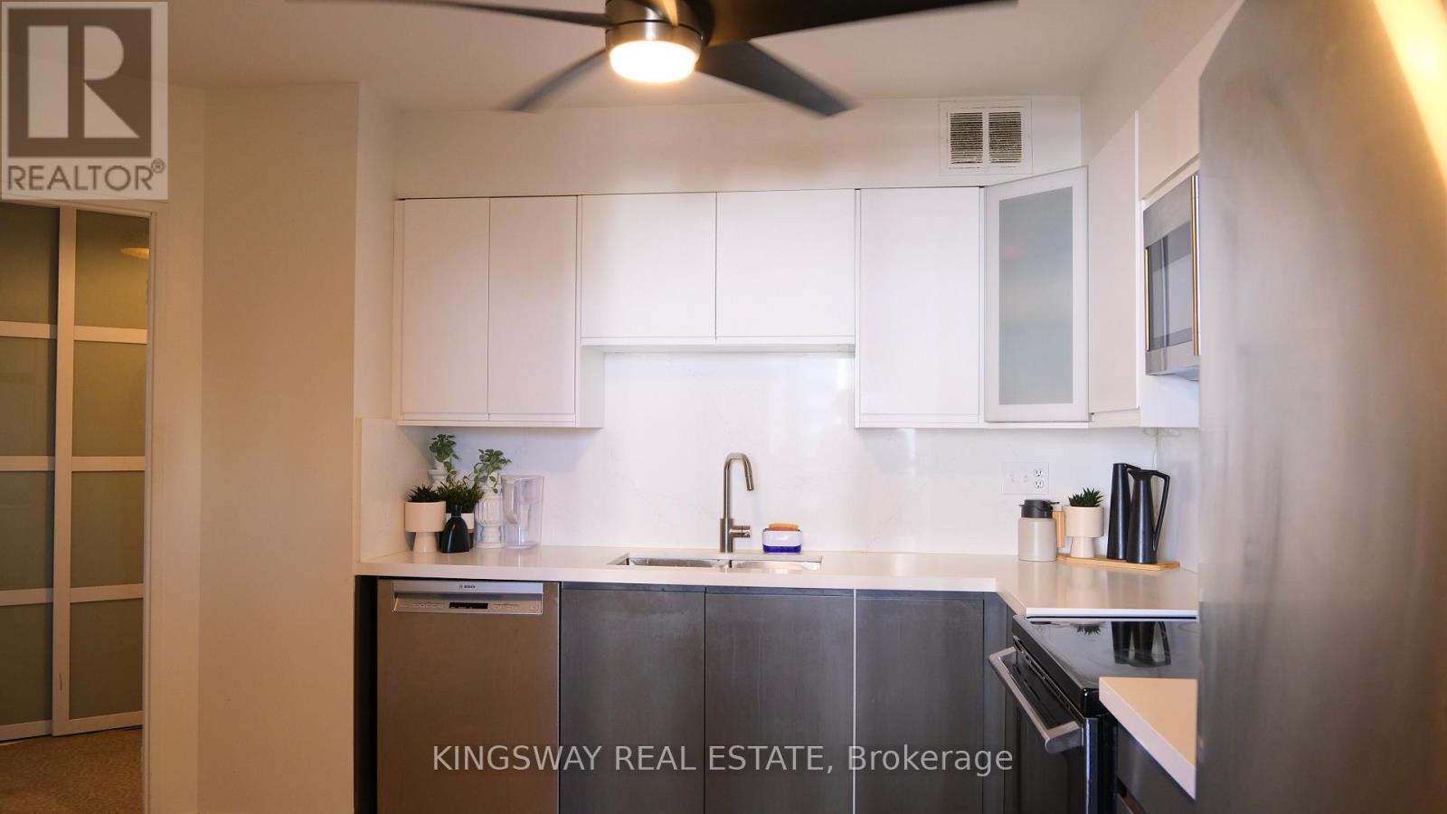 602 - 75 Graydon Hall Drive, Toronto, Ontario  M3A 3M5 - Photo 6 - C12862838