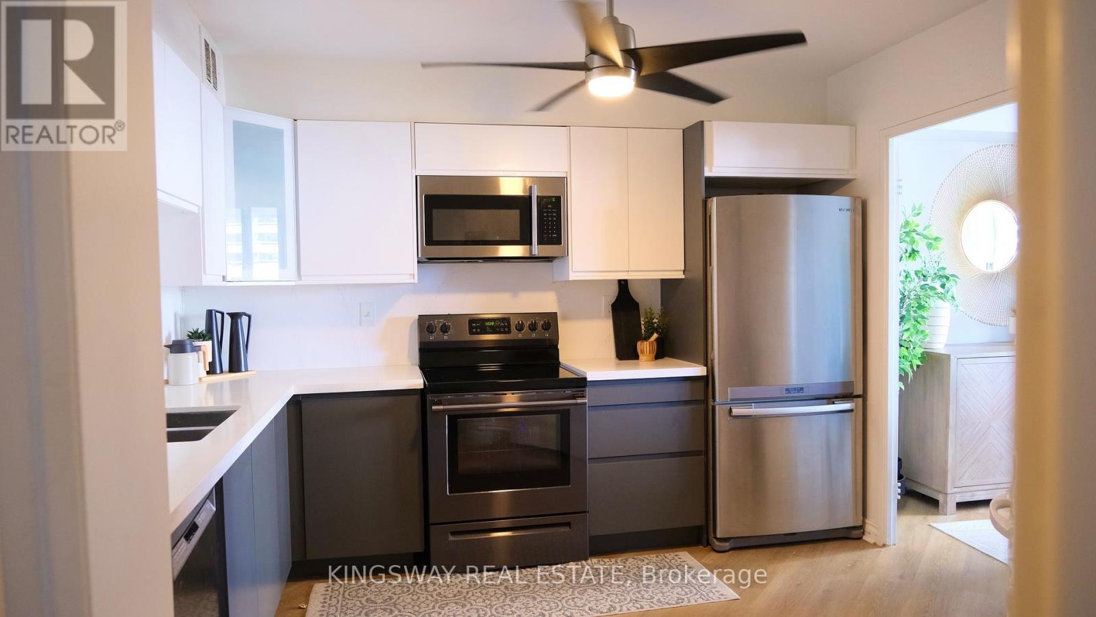 602 - 75 Graydon Hall Drive, Toronto, Ontario  M3A 3M5 - Photo 4 - C12862838