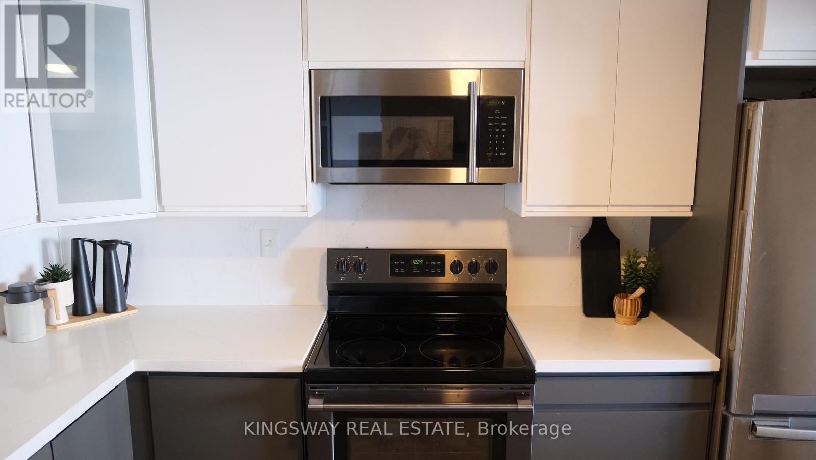 602 - 75 Graydon Hall Drive, Toronto, Ontario  M3A 3M5 - Photo 5 - C12862838
