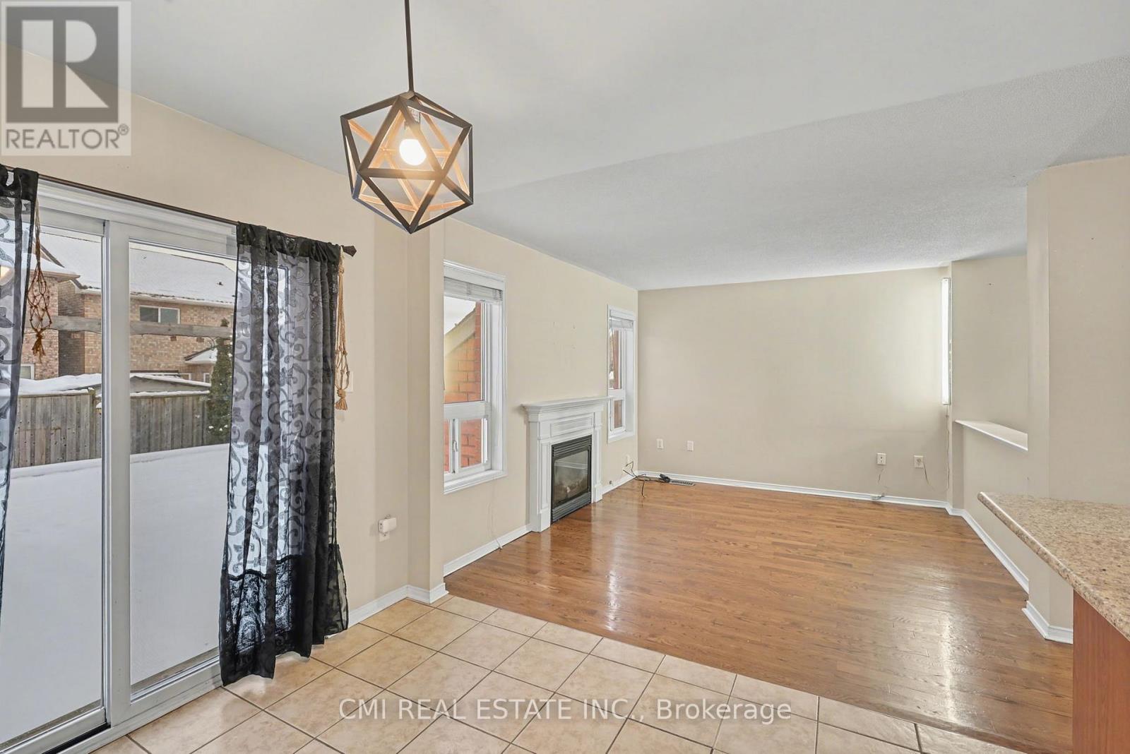 57 Oceanpearl Crescent, Whitby, Ontario  L1N 0C6 - Photo 12 - E12676526