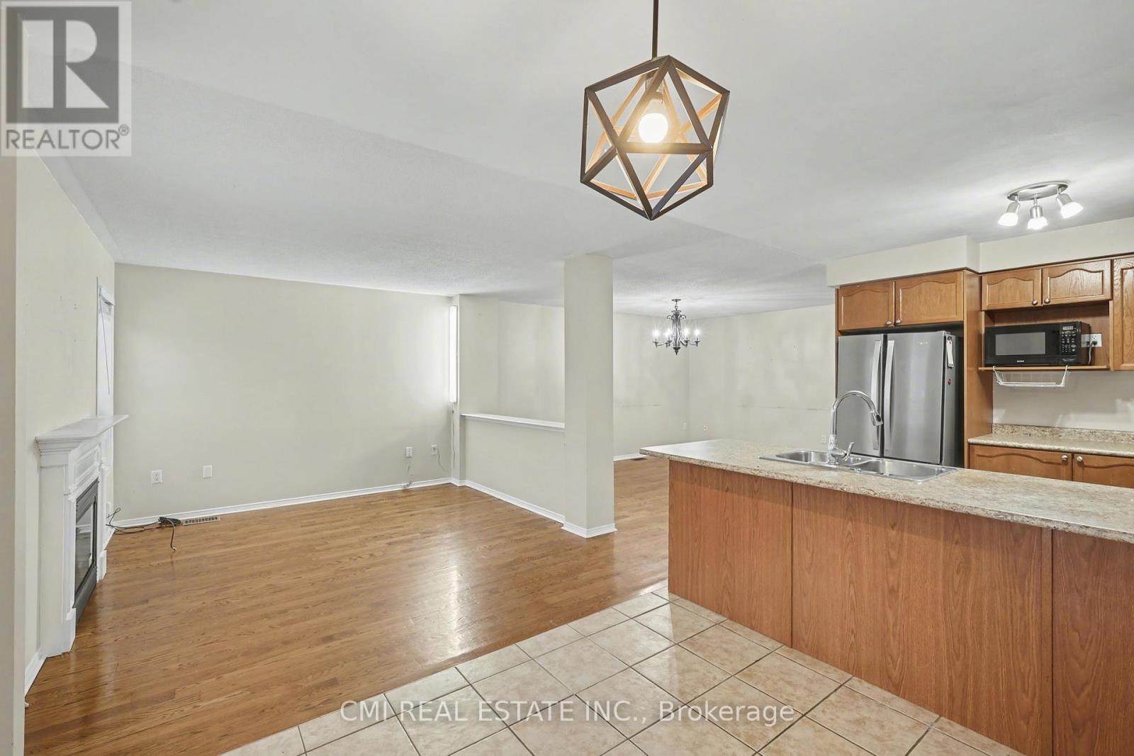57 Oceanpearl Crescent, Whitby, Ontario  L1N 0C6 - Photo 10 - E12676526