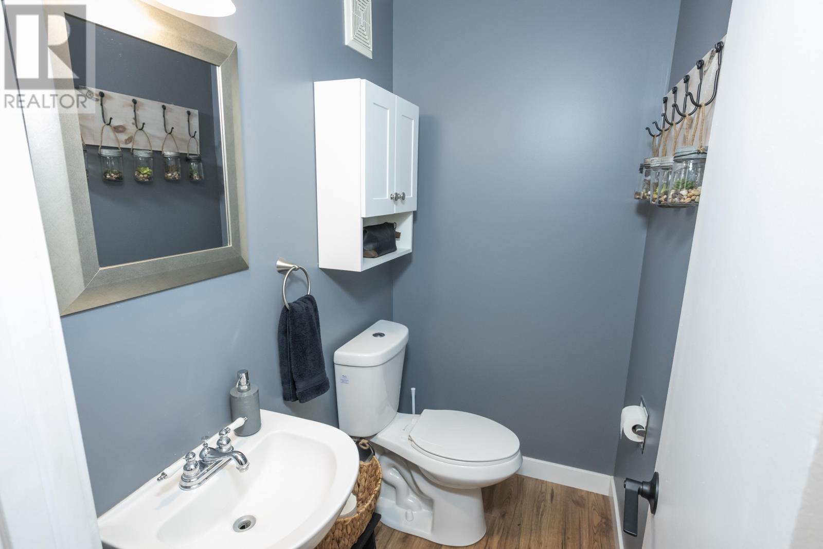 427 Frontenac Bay, Thunder Bay, Ontario  P7C 1M5 - Photo 44 - TB2600943
