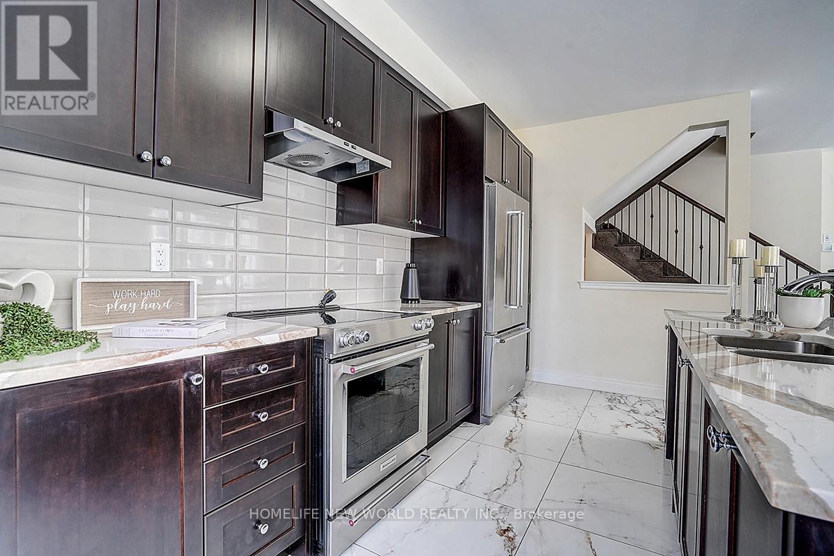 2 Hercules Club Drive, Richmond Hill, Ontario  L4E 1K6 - Photo 11 - N13127904