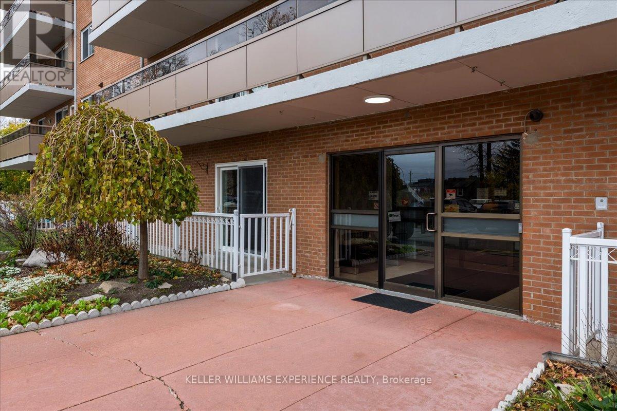 508 - 414 Blake Street, Barrie, Ontario L4M 5J7 - Photo 2 - S13127808