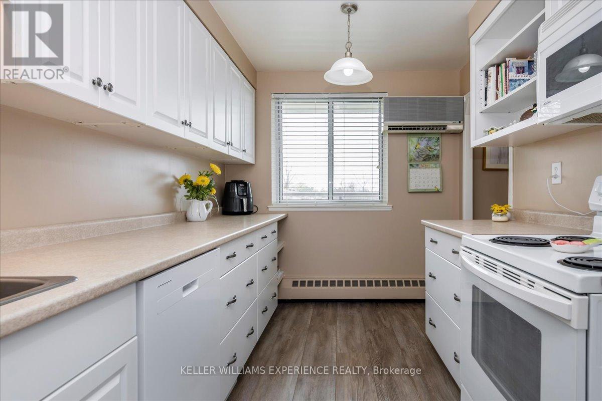 508 - 414 Blake Street, Barrie, Ontario L4M 5J7 - Photo 8 - S13127808