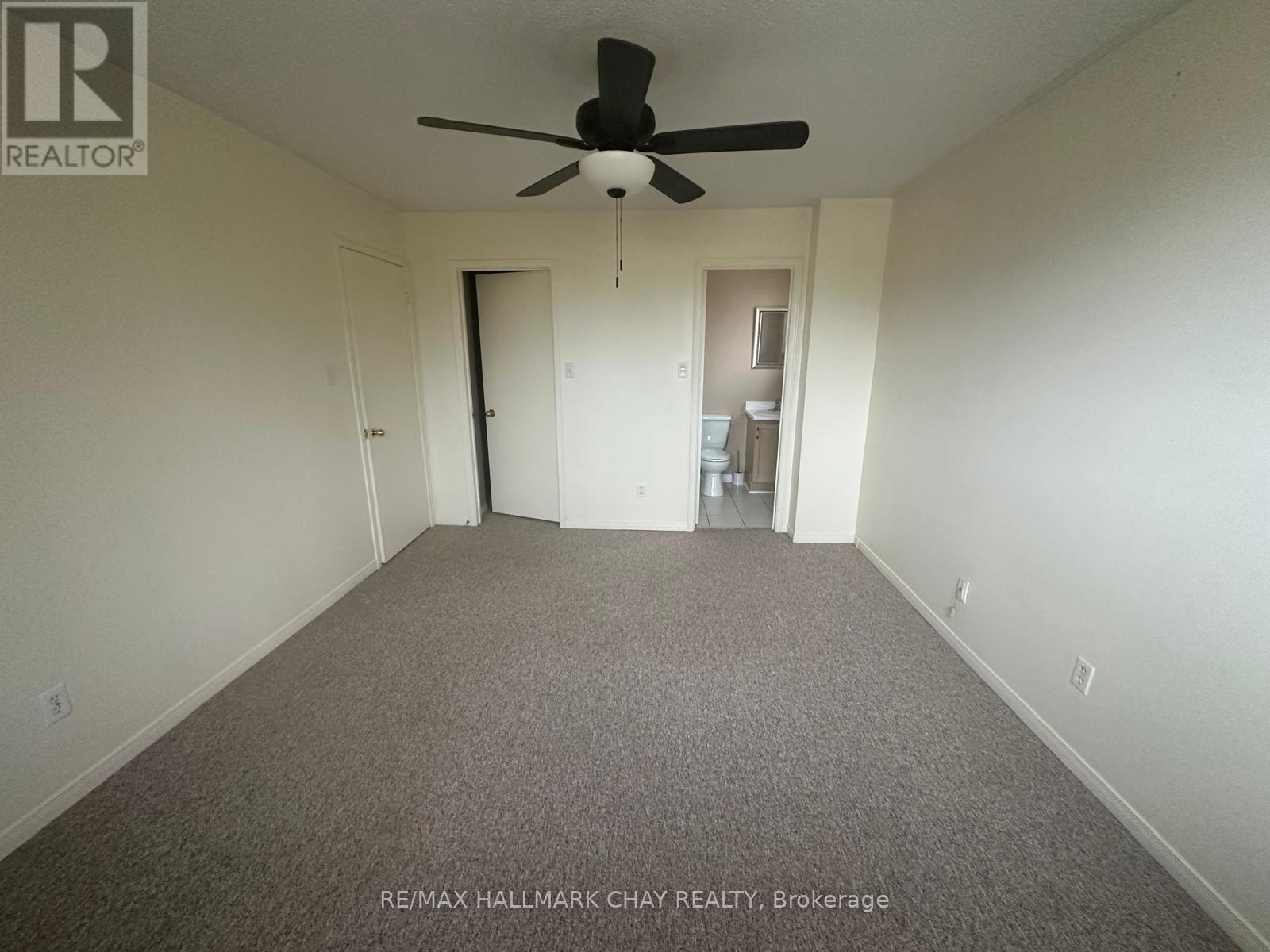 Upper - 16 Cuthbert Street, Barrie (Ardagh), Ontario  L4N 6X7 - Photo 13 - S13127892
