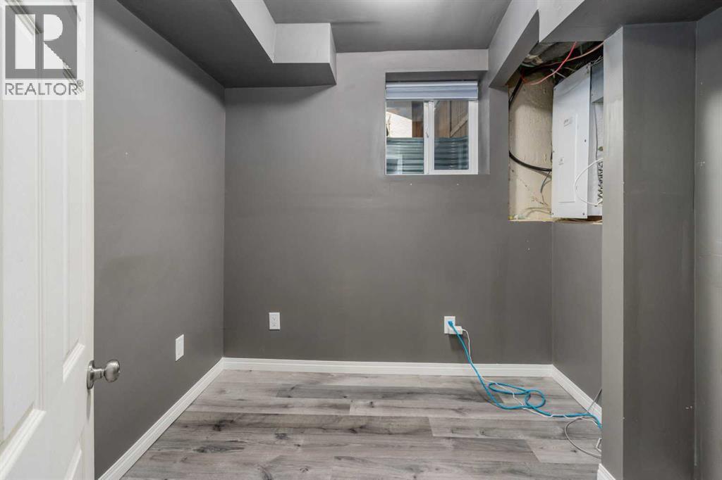 630 69 Avenue SW, Calgary, Alberta  T2V 0N9 - Photo 16 - A2311100