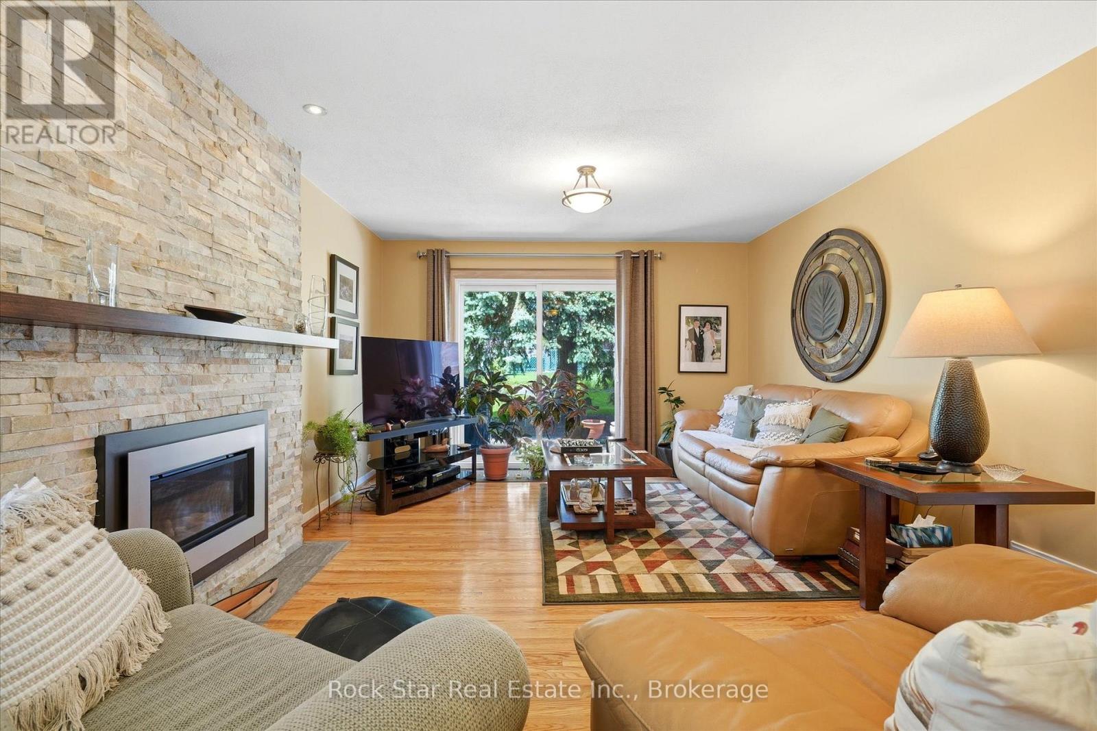 36 Langevin Crescent, Toronto, Ontario  M1C 2B6 - Photo 14 - E13128038