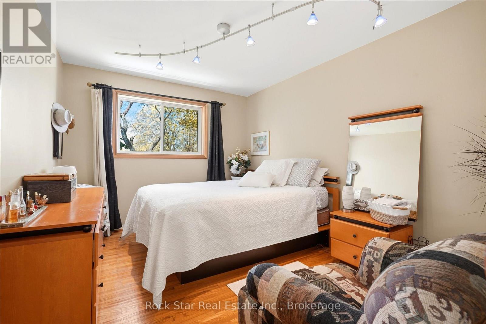 36 Langevin Crescent, Toronto, Ontario  M1C 2B6 - Photo 18 - E13128038