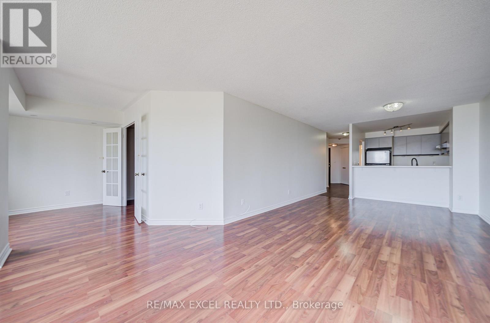 2105 - 2269 Lake Shore Boulevard W, Toronto, Ontario  M8V 3X6 - Photo 19 - W13119266