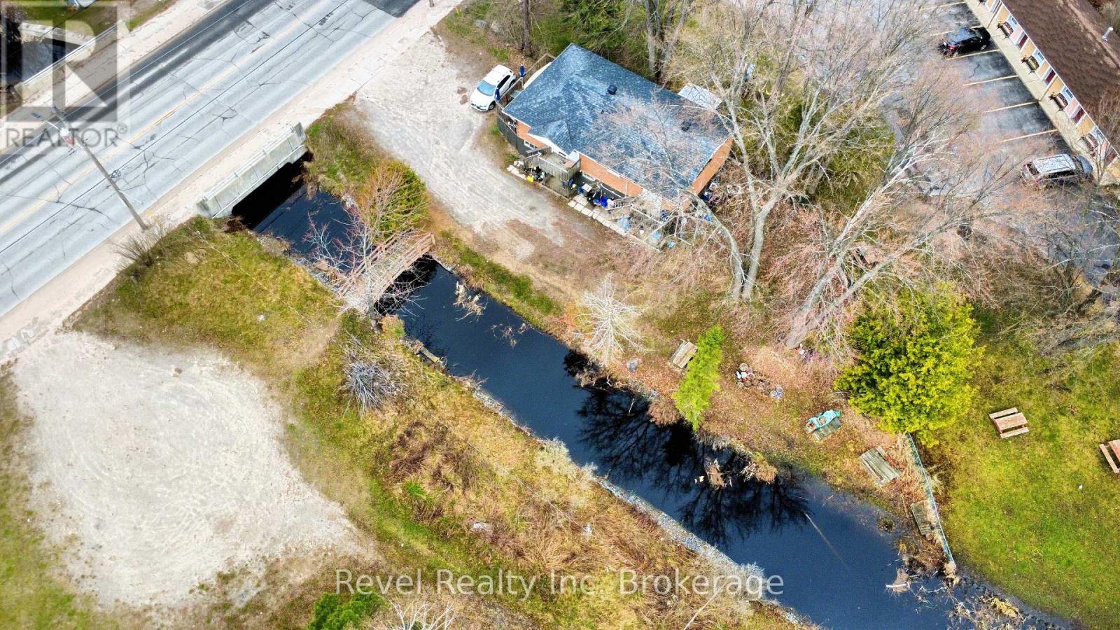 668 Lakeshore Drive, North Bay, Ontario  P1A 2G2 - Photo 4 - X13128034