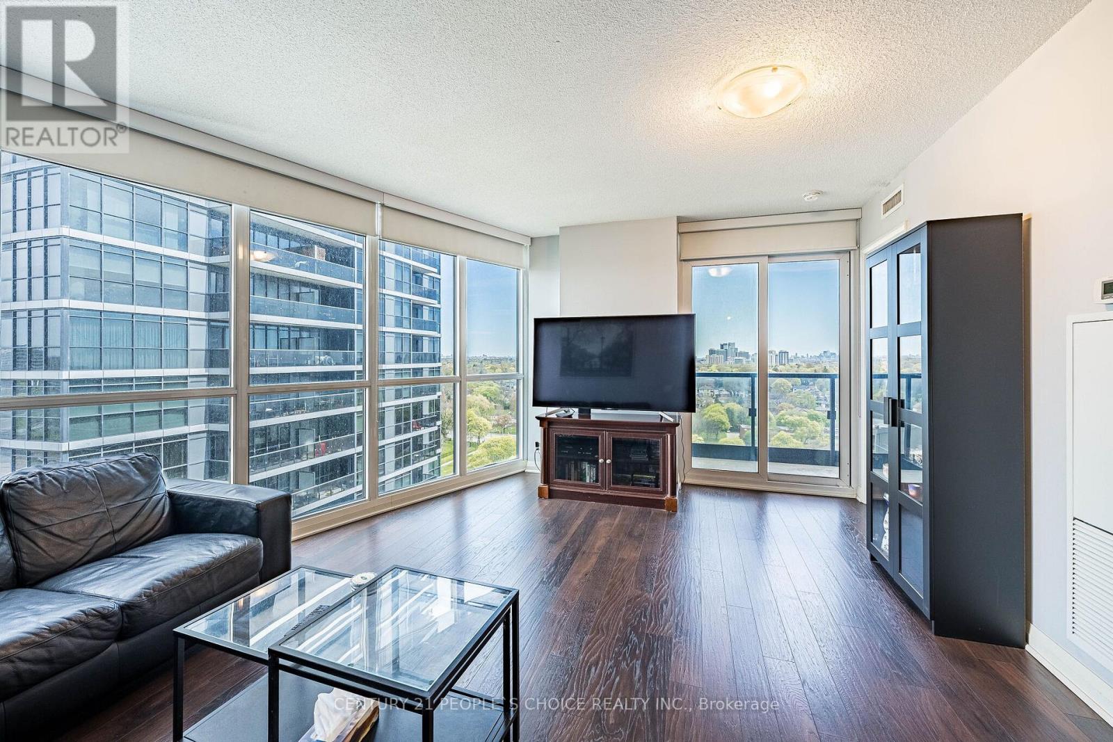 1302 - 5 Valhalla Inn Road, Toronto, Ontario  M9B 1S9 - Photo 15 - W13127750